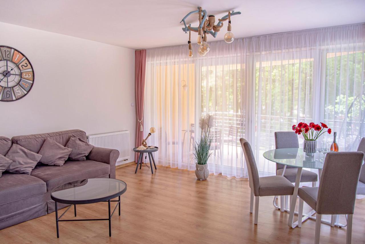 Apartamenty Kornel Pobierowo Eksteriør billede